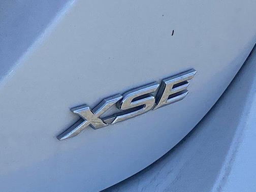 Wind Chill Pearl 2023 Toyota Camry XSE