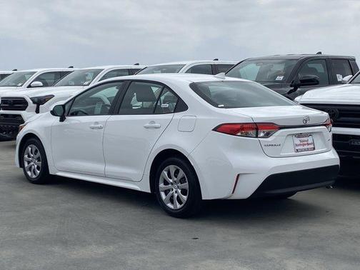 Ice 2026 Toyota Corolla LE