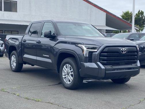 Magnetic Gray Metallic 2026 Toyota Tundra SR5