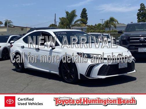 Ice 2025 Toyota Camry SE