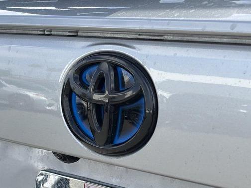 Silver Sky Metallic 2024 Toyota RAV4 Hybrid XSE