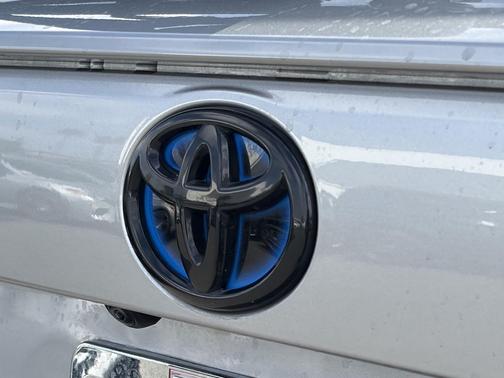 Silver Sky Metallic 2024 Toyota RAV4 Hybrid XSE
