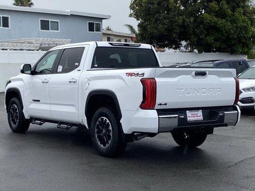 Ice 2026 Toyota Tundra SR5