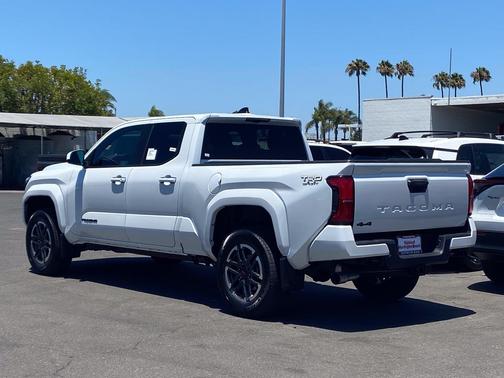 Wind Chill Pearl 2026 Toyota Tacoma TRD Sport