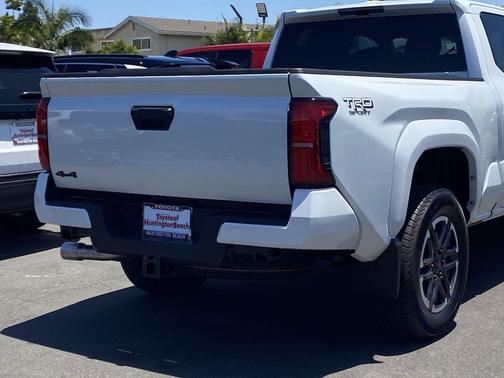 Wind Chill Pearl 2026 Toyota Tacoma TRD Sport