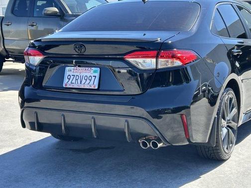 Midnight Black Metallic 2024 Toyota Corolla SE