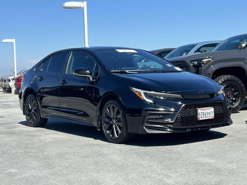Midnight Black Metallic 2024 Toyota Corolla SE