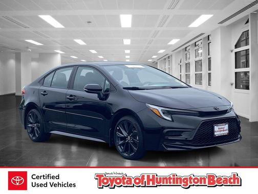 Midnight Black Metallic 2024 Toyota Corolla SE