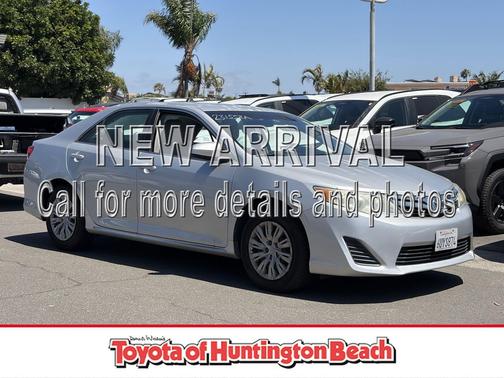 Classic Silver Metallic 2012 Toyota Camry LE