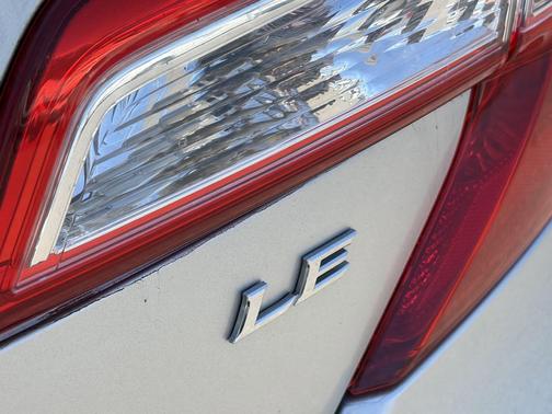 Classic Silver Metallic 2012 Toyota Camry LE