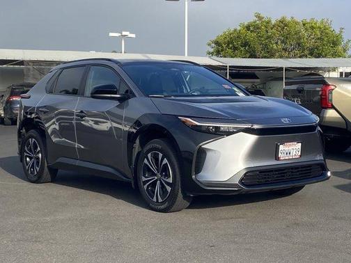 Metal 2024 Toyota bZ4X XLE