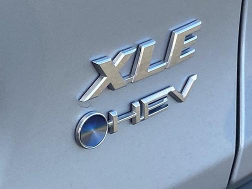 Silver Sky Metallic 2025 Toyota RAV4 Hybrid XLE