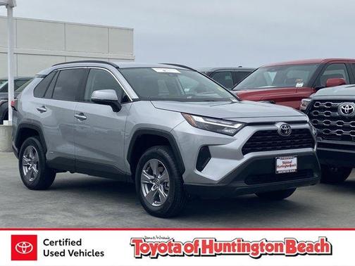 Silver Sky Metallic 2025 Toyota RAV4 Hybrid XLE