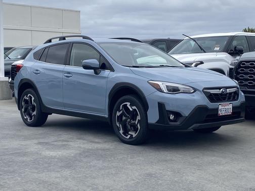 Cool-Gray Khaki 2023 Subaru Crosstrek Limited
