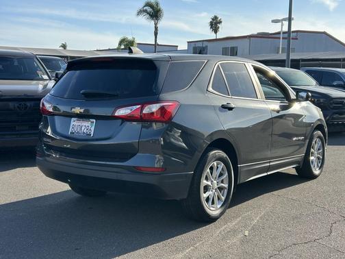 Nightfall Gray Metallic 2021 Chevrolet Equinox LS