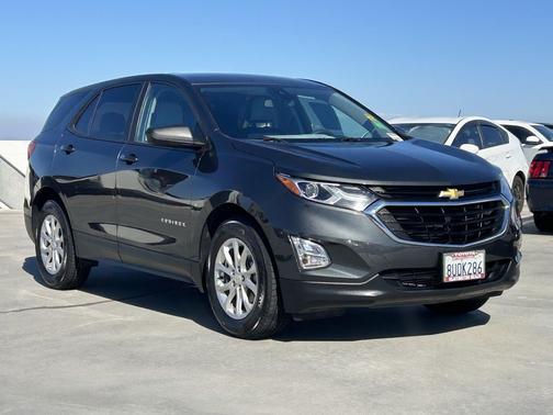 Nightfall Gray Metallic 2021 Chevrolet Equinox LS