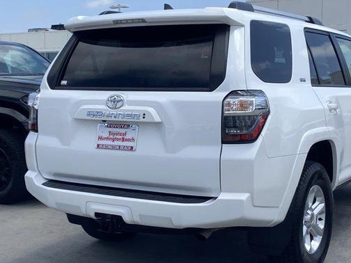 Ice 2024 Toyota 4Runner SR5