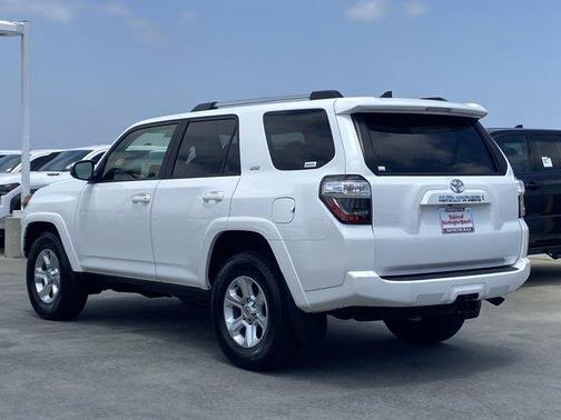 Ice 2024 Toyota 4Runner SR5