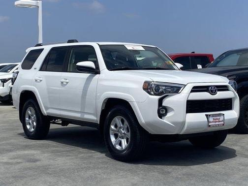 Ice 2024 Toyota 4Runner SR5