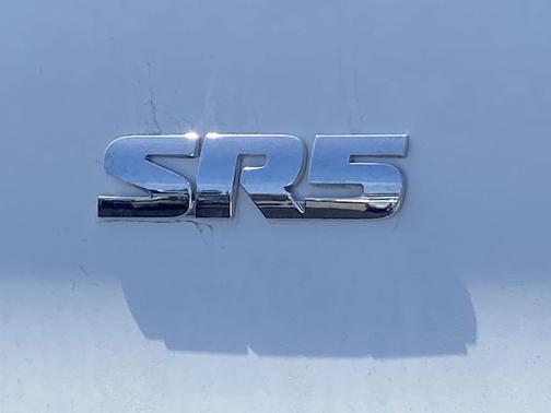 Ice 2023 Toyota 4Runner SR5