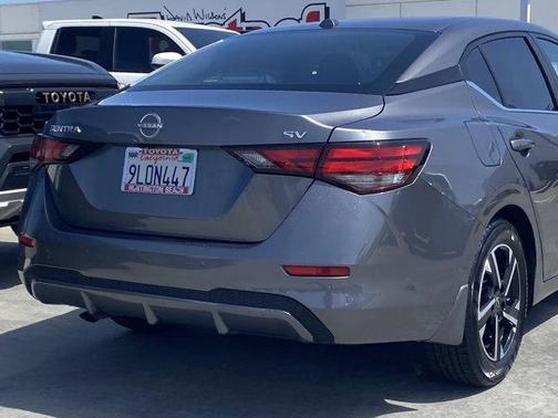 Gun Metallic 2024 Nissan Sentra SV