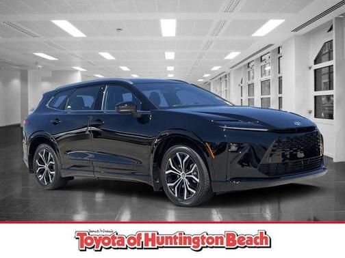 Black 2026 Toyota Crown Signia XLE