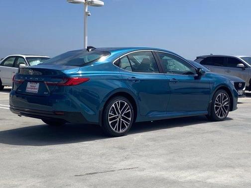 Ocean 2026 Toyota Camry XLE