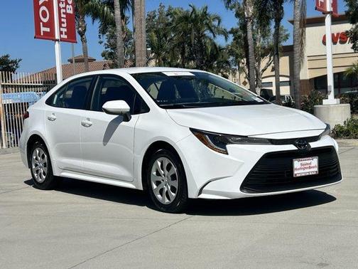 Ice Cap 2025 Toyota Corolla LE