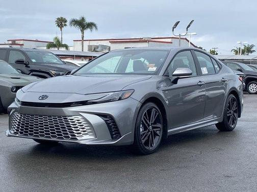 Metal 2026 Toyota Camry XSE