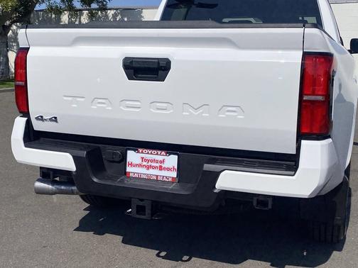 Ice Cap 2025 Toyota Tacoma SR5