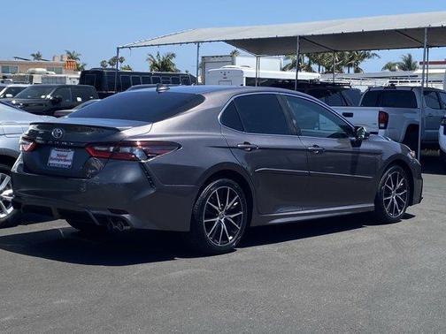 Predawn Gray Mica 2023 Toyota Camry SE