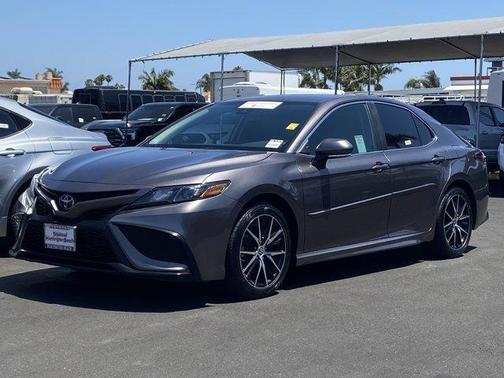 Predawn Gray Mica 2023 Toyota Camry SE