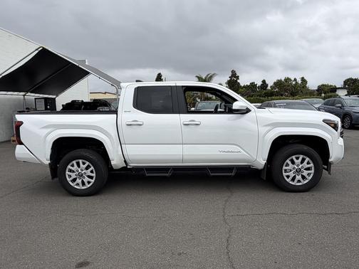 Ice 2024 Toyota Tacoma SR5