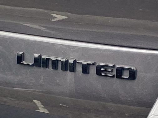 Metallic 2025 Jeep Grand Cherokee L Limited