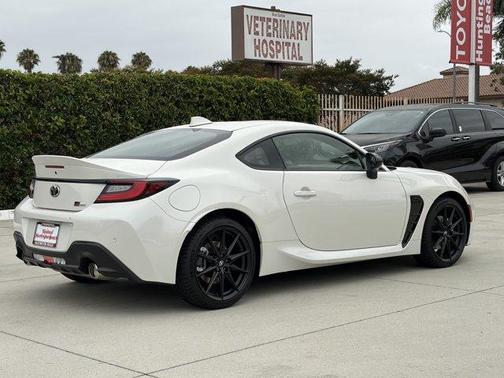 2026 Toyota GR86 Premium