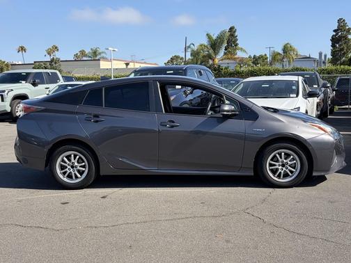 Magnetic Gray Metallic 2018 Toyota Prius Two
