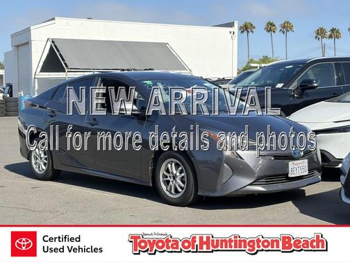 Magnetic Gray Metallic 2018 Toyota Prius Two