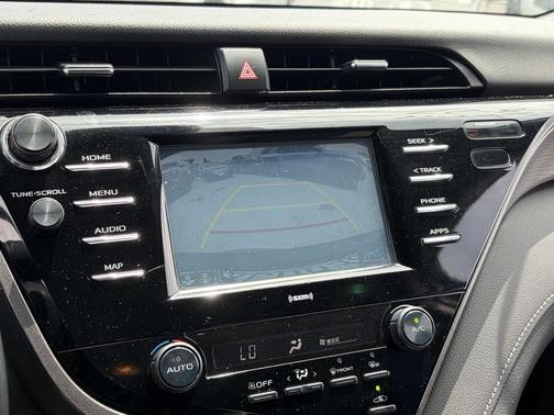 Midnight Black Metallic 2020 Toyota Camry SE