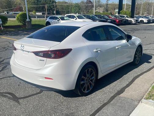 2018 Mazda Mazda3 Touring