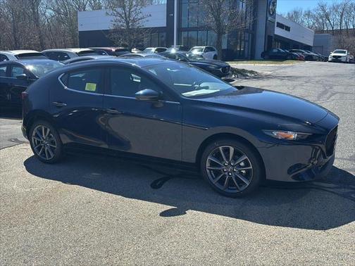 2025 Mazda Mazda3 FWD w/Preferred Package