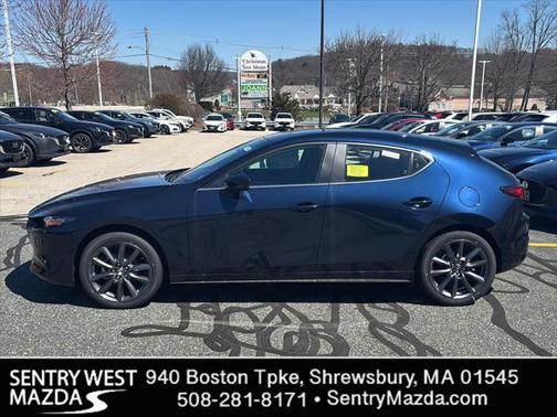 2025 Mazda Mazda3 FWD w/Preferred Package