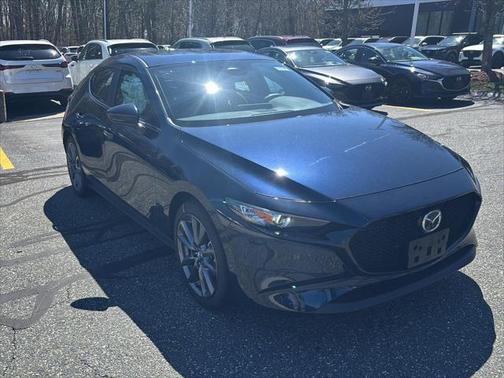 2025 Mazda Mazda3 FWD w/Preferred Package