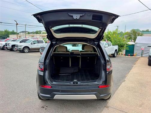 Santorini Black 2023 Land Rover Discovery Sport S
