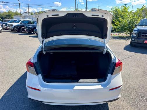 White 2022 Honda Civic LX