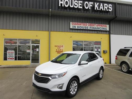 Photo 2 of 25 of 2020 Chevrolet Equinox 2LT
