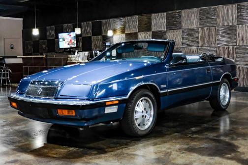 1987 Chrysler LeBaron Base 2D Convertible