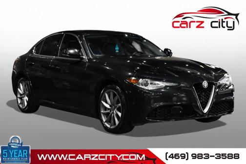 Vulcano Black Metallic 2017 Alfa Romeo Giulia Base