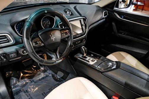 2016 Maserati Ghibli Base