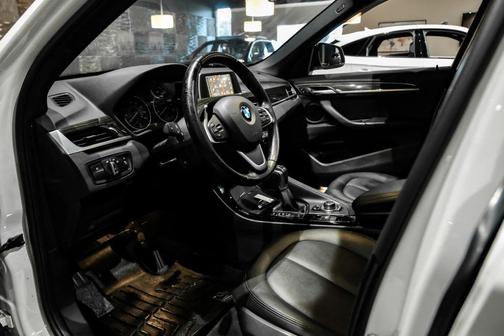 White 2016 BMW X1 xDrive 28i