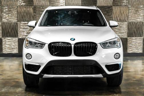 White 2016 BMW X1 xDrive 28i